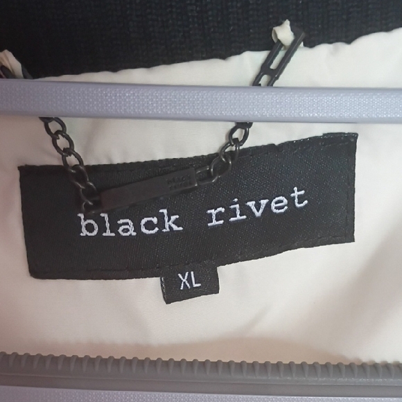 Black Rivet Women's Black and Cream Vest - Picture 2 of 4